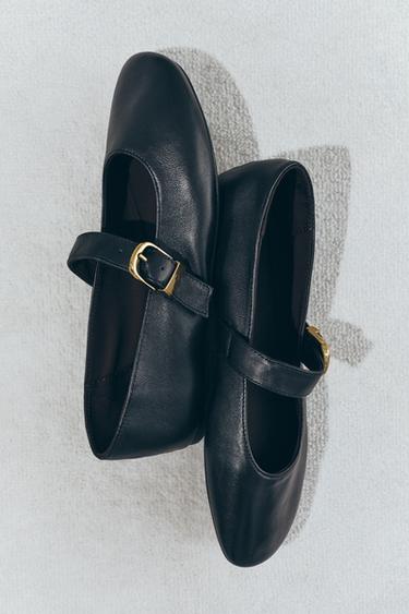 Zara {名称} - {颜色}