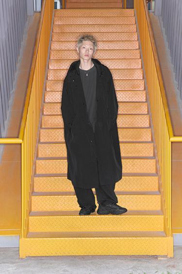 Zara {名称} - {颜色}