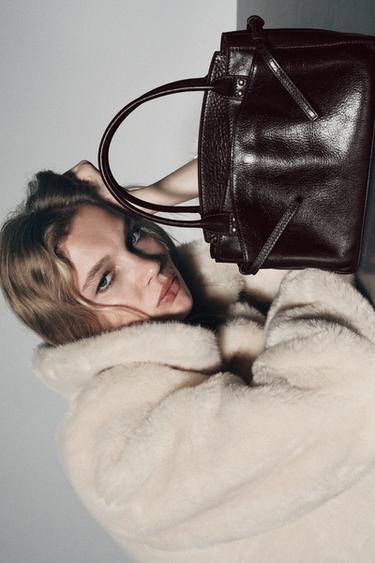 Zara {名称} - {颜色}