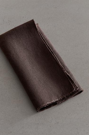 NAPKIN 01 - Aubergine by Zara