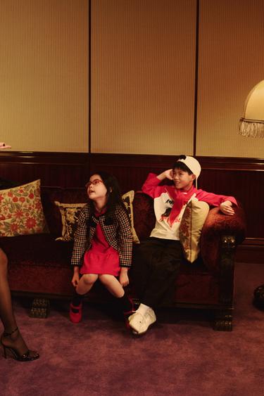 Zara {名称} - {颜色} - 0 图片