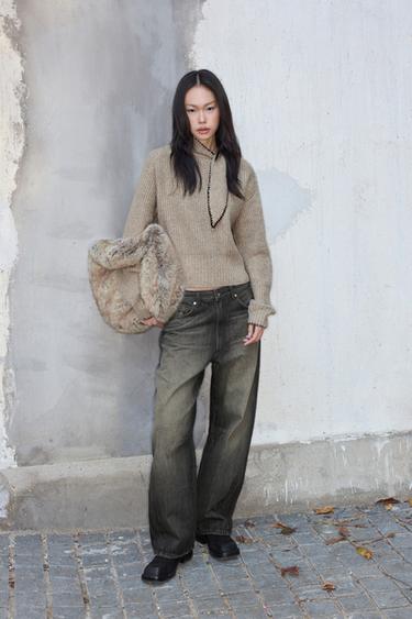 TRF MID-WAIST BAGGY BALLOON JEANS - Black by Zara