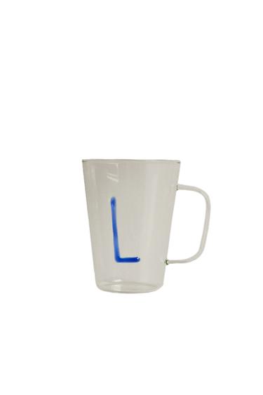 BOROSILICATE MUG WITH INITIAL L - Light blue by Zara