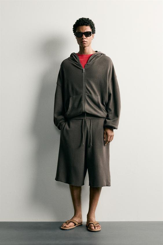 WASHED WAFFLE-KNIT LOUNGE BERMUDA SHORTS - Grey by Zara - Image 0