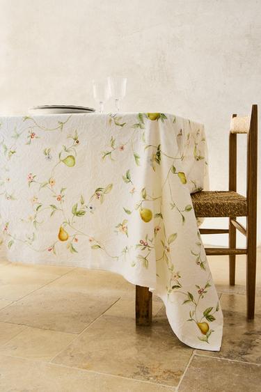 COTTON JACQUARD PEAR TABLECLOTH - Greenish by Zara