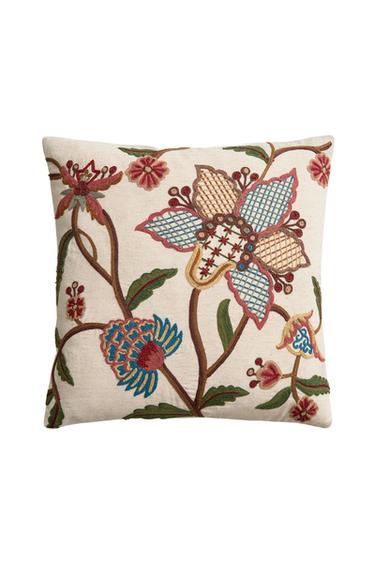 FLORAL CUSHION COVER - Light beige by Zara