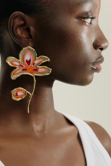 EMBROIDERED FLOWER EARRINGS - Golden by Zara