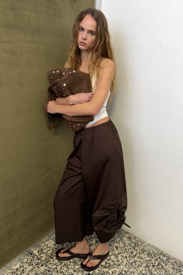 Zara {名称} - {颜色}