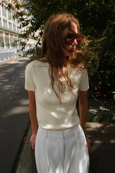 Zara {名称} - {颜色}