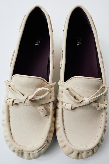 LEATHER GATHERED FLAT LOAFERS -  by Zara