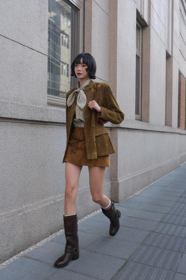 FITTED 100% LEATHER SUEDE JACKET - Light khaki by Zara