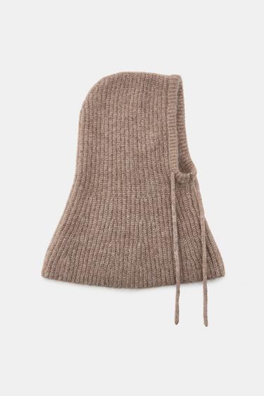 CHUNKY RIBBED HOOD - Beige by Zara
