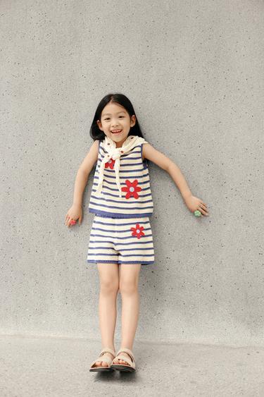 STRIPED FLORAL KNIT TOP - Ecru / Blue by Zara