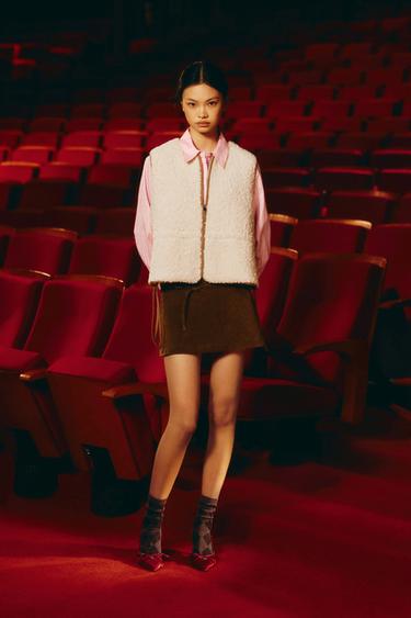 FAUX SHEARLING WAISTCOAT WITH TIES - Oyster-white by Zara