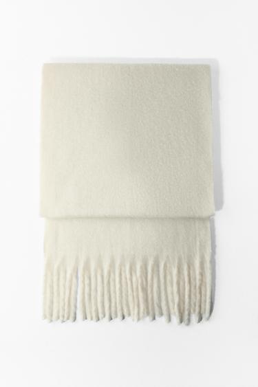 PLAIN FRINGED SCARF - Ecru by Zara