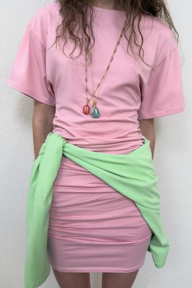 Zara {名称} - {颜色}