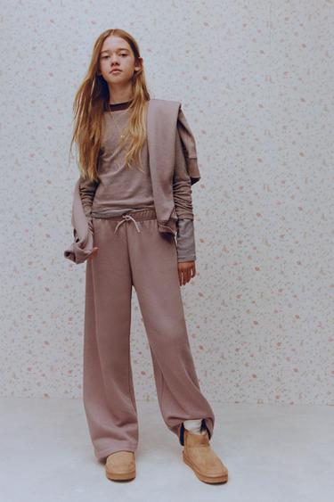 BASIC LABEL HOODIE - Pink by Zara