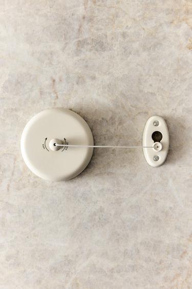 RETRACTABLE WALL CLOTHES LINE - Cream by Zara