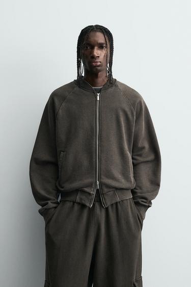 Zara {名称} - {颜色}