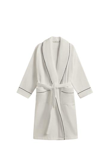 BATHROBE WITH PIPING (400 GXM²) - Black by Zara