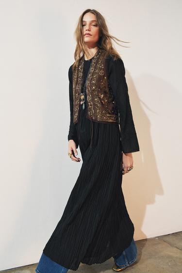 Zara {名称} - {颜色} - 0 图片