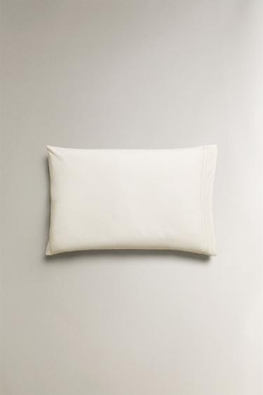CHILDREN'S PILLOWCASE WITH TURN-OVER DETAIL - Oyster-white by Zara - Image 0