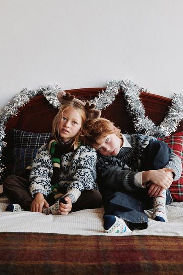 Zara {名称} - {颜色}