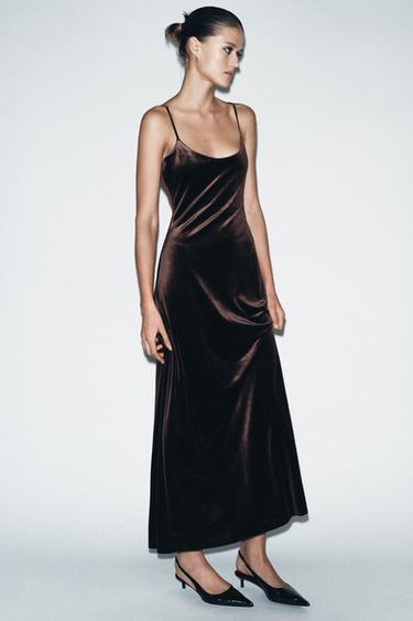 LONG VELVET DRESS - Brown by Zara