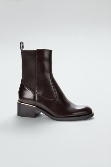 LOW-HEEL ANKLE BOOTS WITH METAL DETAIL - Brown by Zara