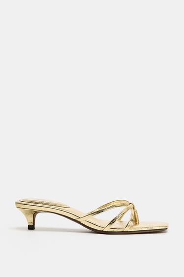 METALLIC-EFFECT SANDALS - Gold by Zara