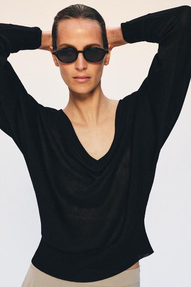 KNIT V-NECK JUMPER - Black by Zara