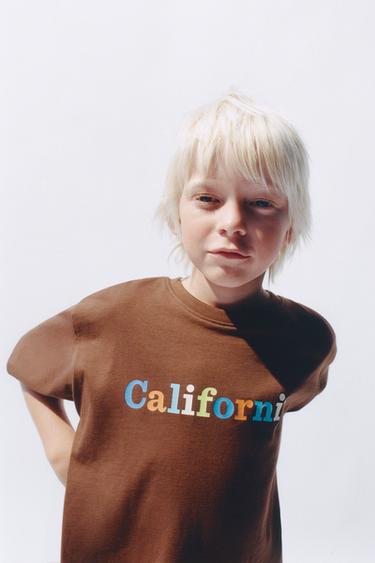 SLOGAN PRINT T-SHIRT - Chocolate by Zara