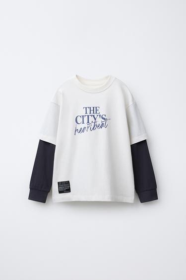 DOUBLE-SLEEVE T-SHIRT WITH CONTRAST SLOGAN - Ecru / Blue by Zara