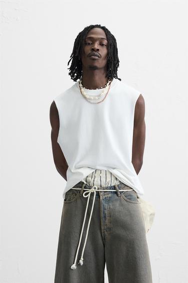 Zara {名称} - {颜色}