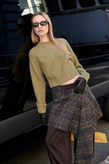 Zara {名称} - {颜色}