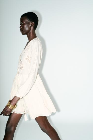 EMBROIDERED TEXTURED DRESS - Ecru by Zara