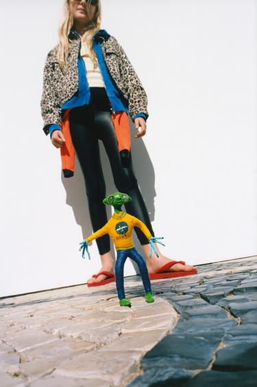 Zara {名称} - {颜色}