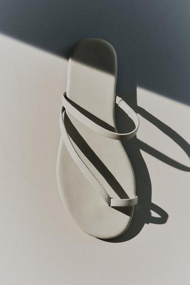 Zara {名称} - {颜色}