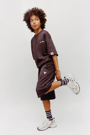 Zara {名称} - {颜色}