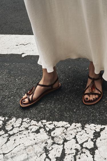 METAL APPLIQUÉ SANDALS - Brown by Zara