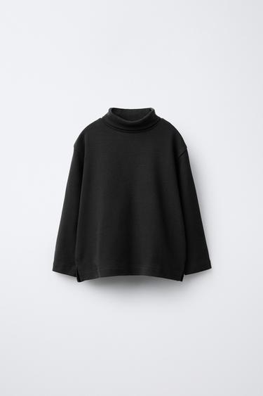 TURTLENECK T-SHIRT - Black by Zara
