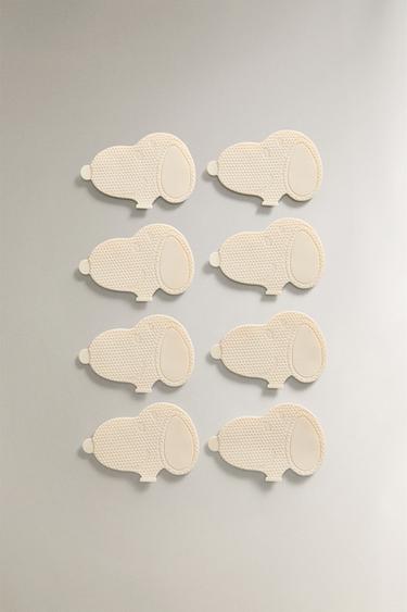 PACK OF CHILDREN'S NON-SLIP PEANUTS™ BATHROOM STICKERS (PACK OF 8) - Multicoloured by Zara - Image 0