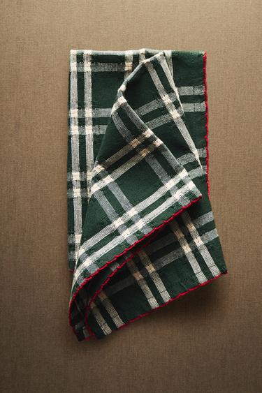 PACK OF DYED CHRISTMAS NAPKINS (PACK OF 2) - Green by Zara