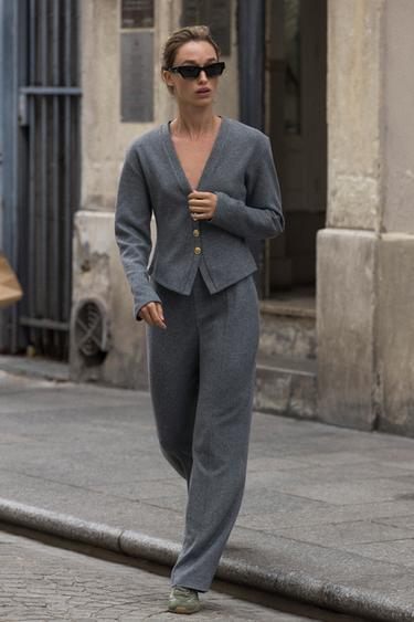 Zara {名称} - {颜色}