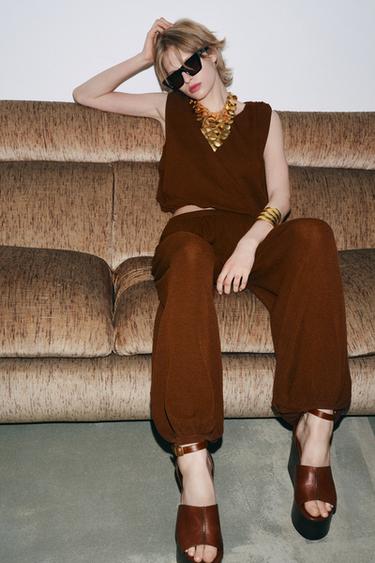 METAL PLATE BIB NECKLACE - Golden by Zara - Image 0