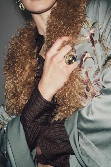 Zara {名称} - {颜色} - 0 图片