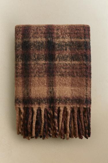 BRUSHED THROW - Burgundy by Zara