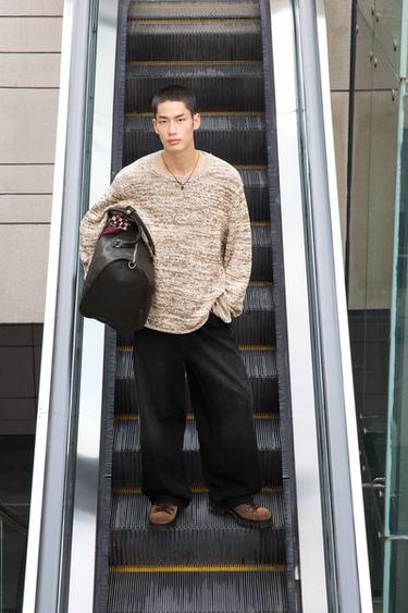 TWISTED YARN TEXTURED SWEATER - Brown by Zara