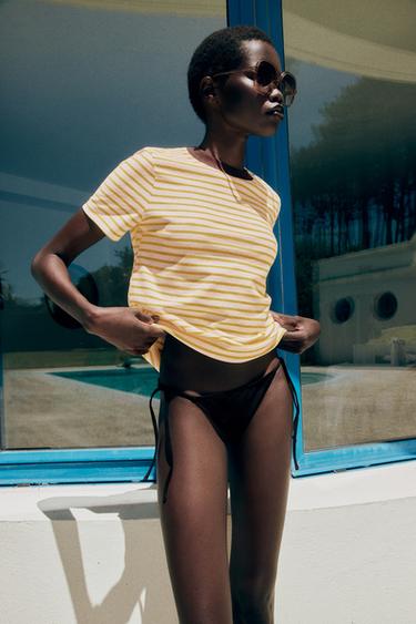 STRIPED SHORT SLEEVE T-SHIRT - Printed by Zara