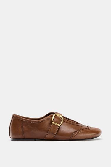 LEATHER BROGUE BALLERINAS - Brown by Zara